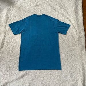 Lululemon T-shirt for men’s